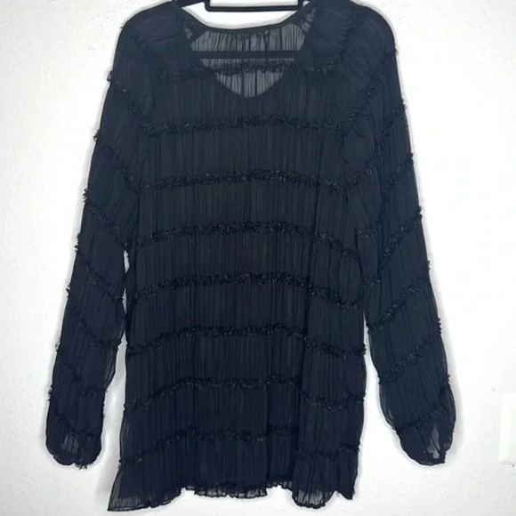 Blakely Amelia ruched sheer black top in plus 2X - Picture 3 of 5